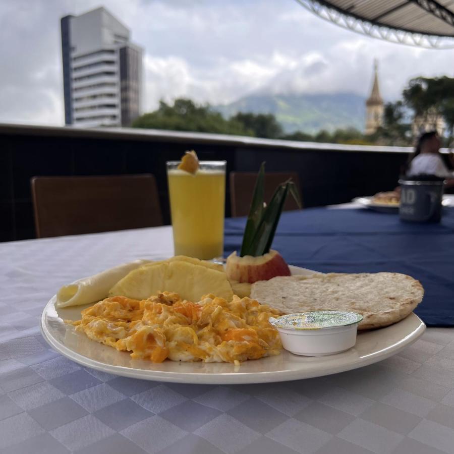 Hotel Luxor Pereira Εξωτερικό φωτογραφία