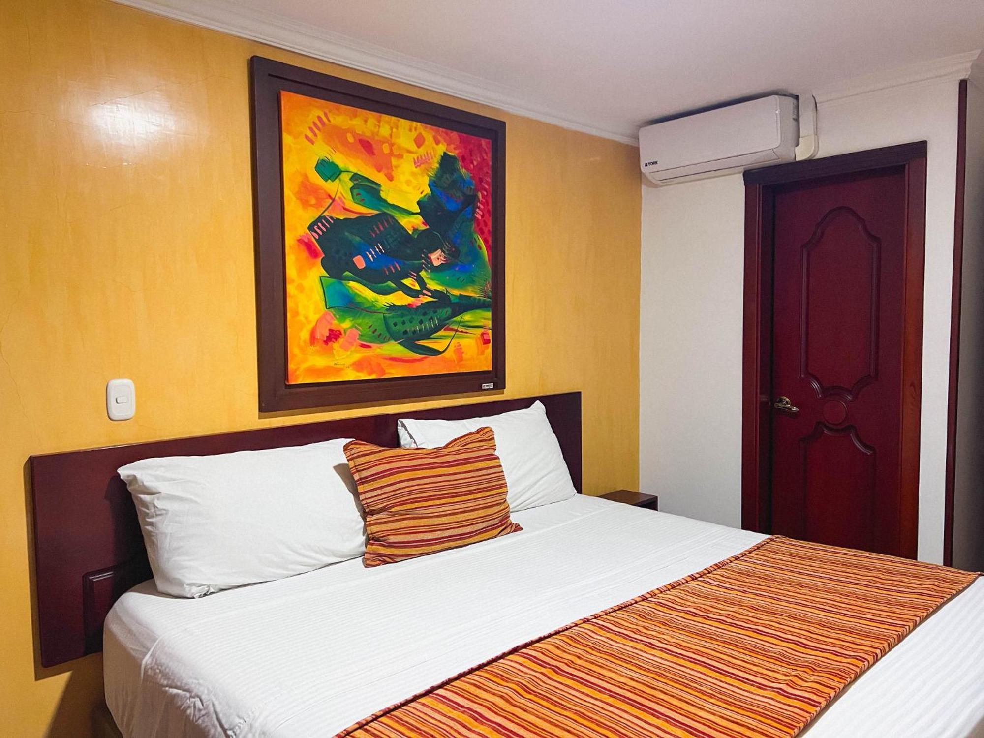 Hotel Luxor Pereira Εξωτερικό φωτογραφία